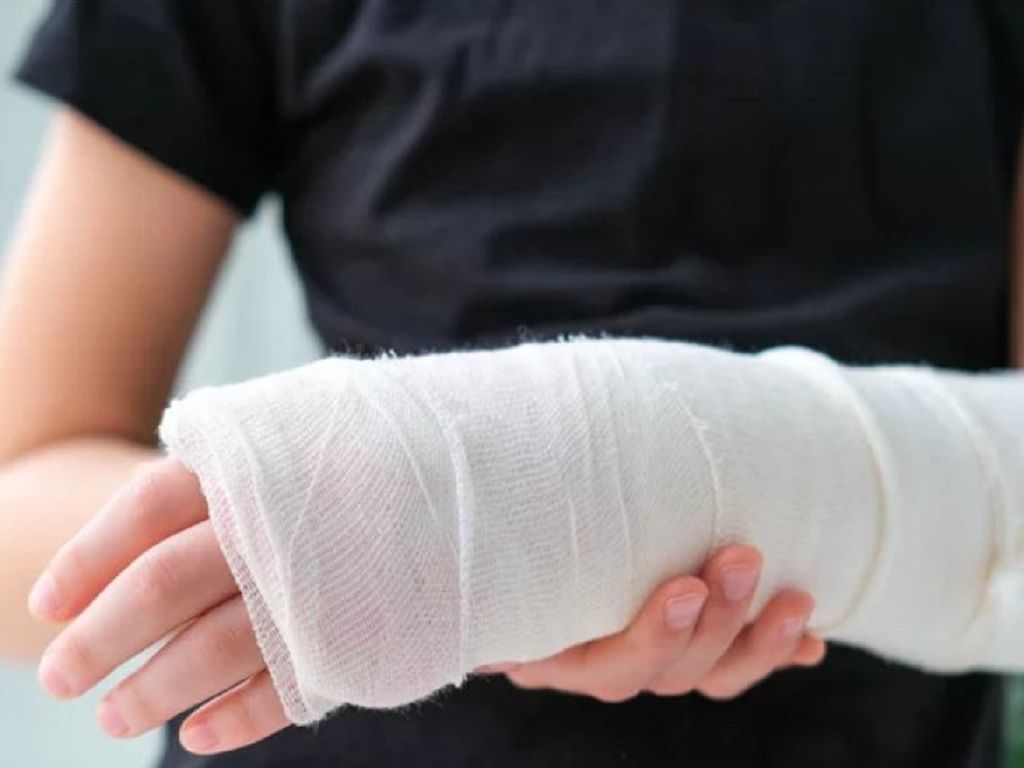 Mơ gãy tay đánh con gì? Bộ số may mắn từ giấc mơ gãy tay 1 Mơ gãy tay đánh con gì